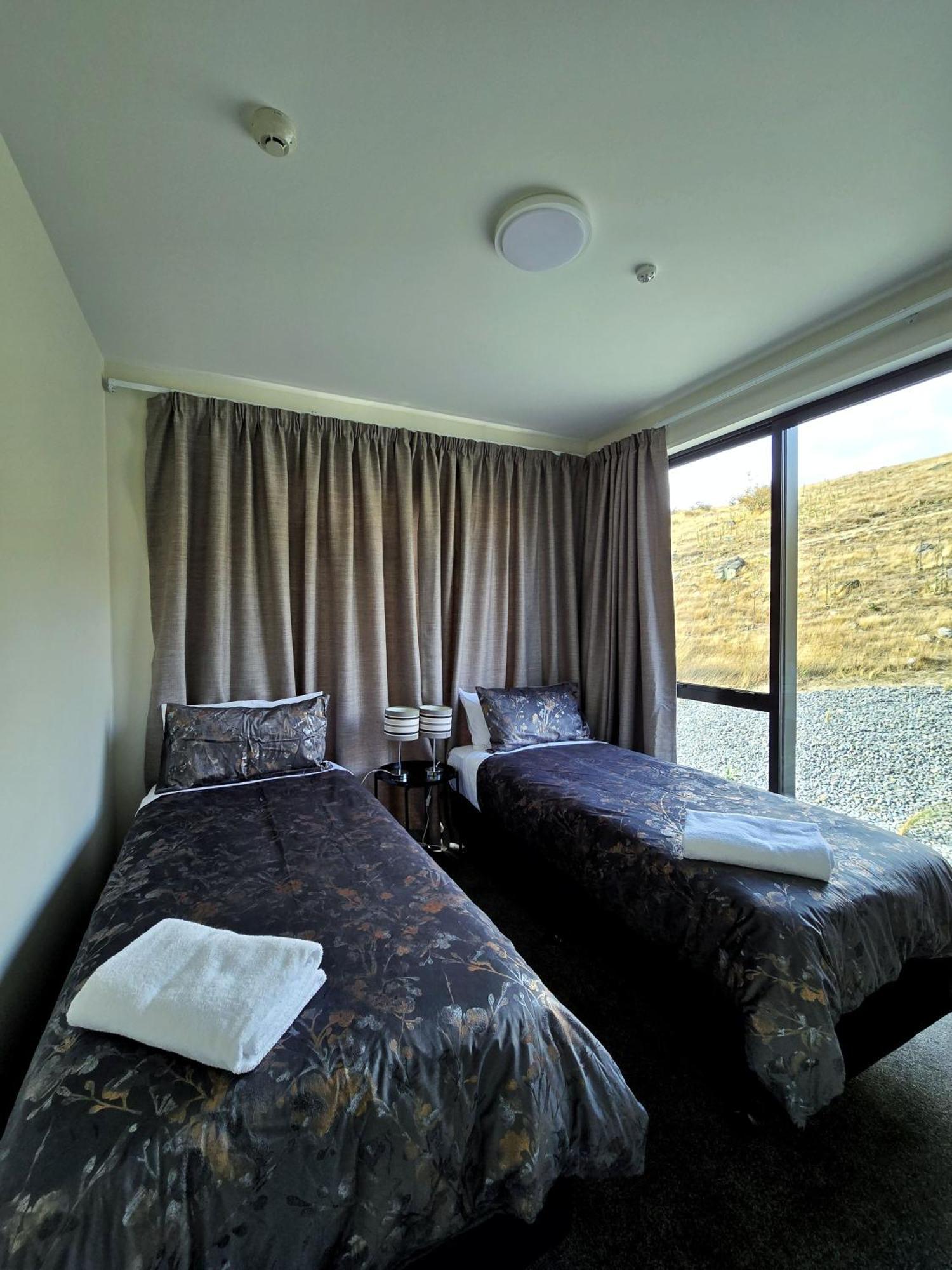 Stargazing Tekapo Apartment A بحيرة تيكابو المظهر الخارجي الصورة